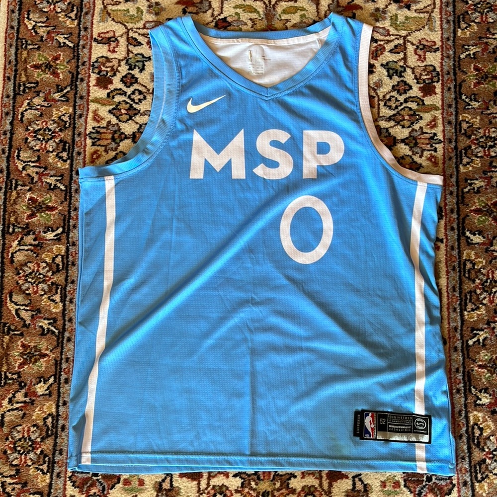 Nike Minnesota Timberwolves D’Angelo Russell Jersey